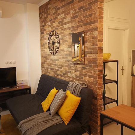 Cozy Studio Next To Acropolis & Plaka アテネ エクステリア 写真